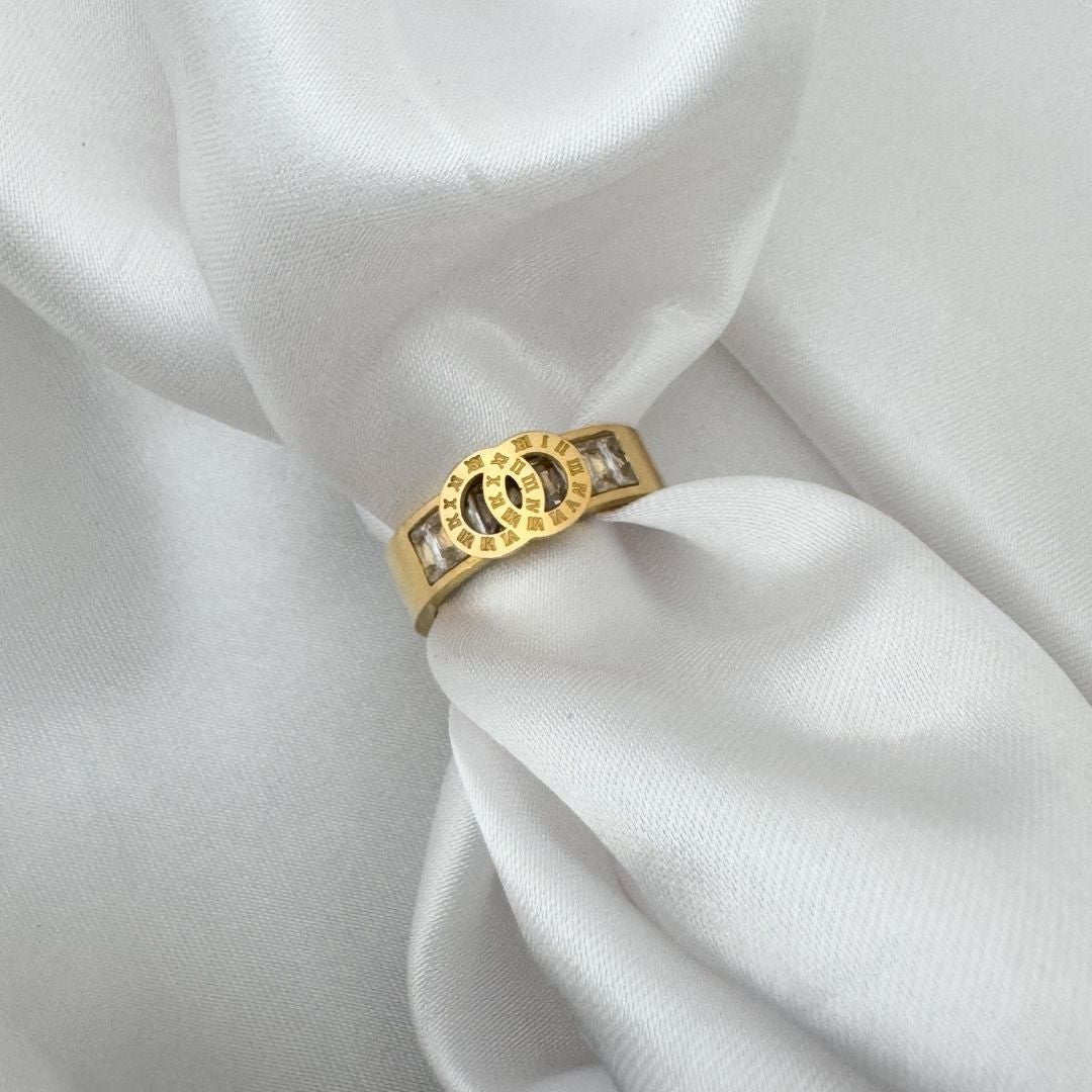 Amelia Ring
