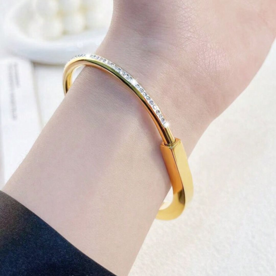 Jovi Bangle Bracelet