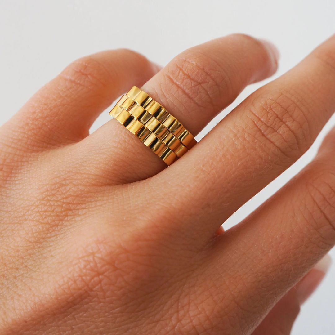 Aurion Band Ring
