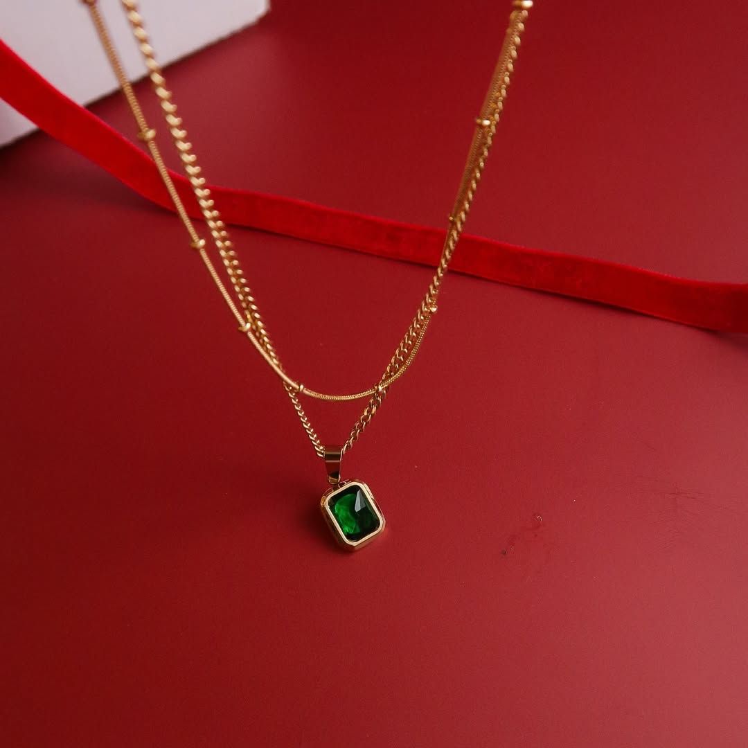 Emerald Double Layer Necklace