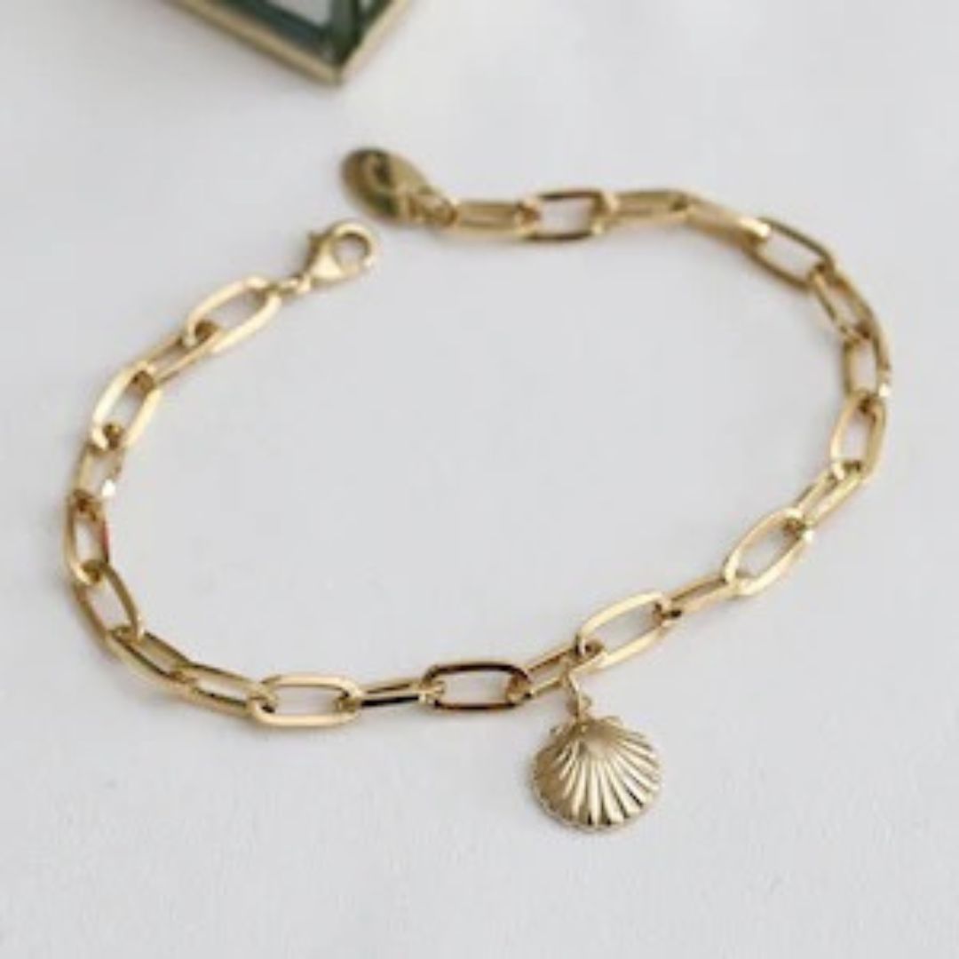 Shell Charm Bracelet