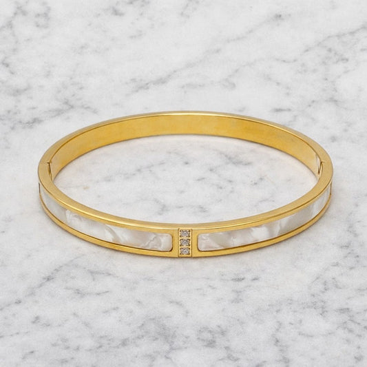 Dainty Drama Bracelet