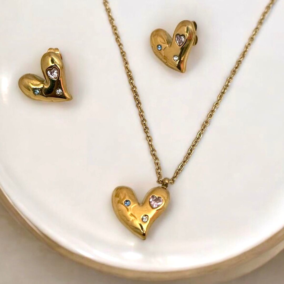 Arya Heart Necklace