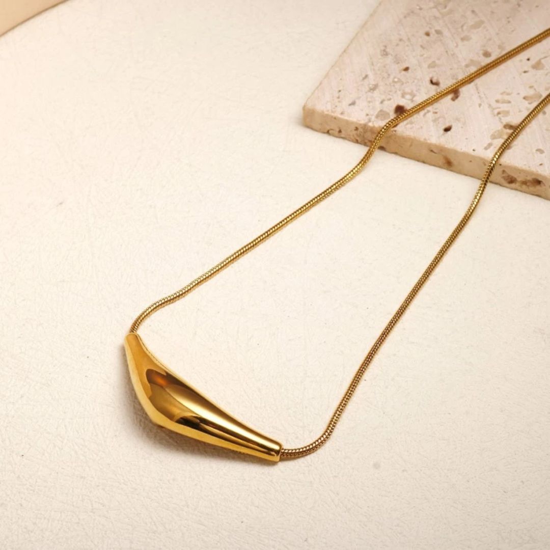 Jivika Necklace