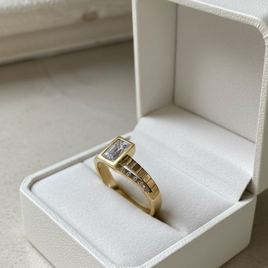 Zoevian Ring