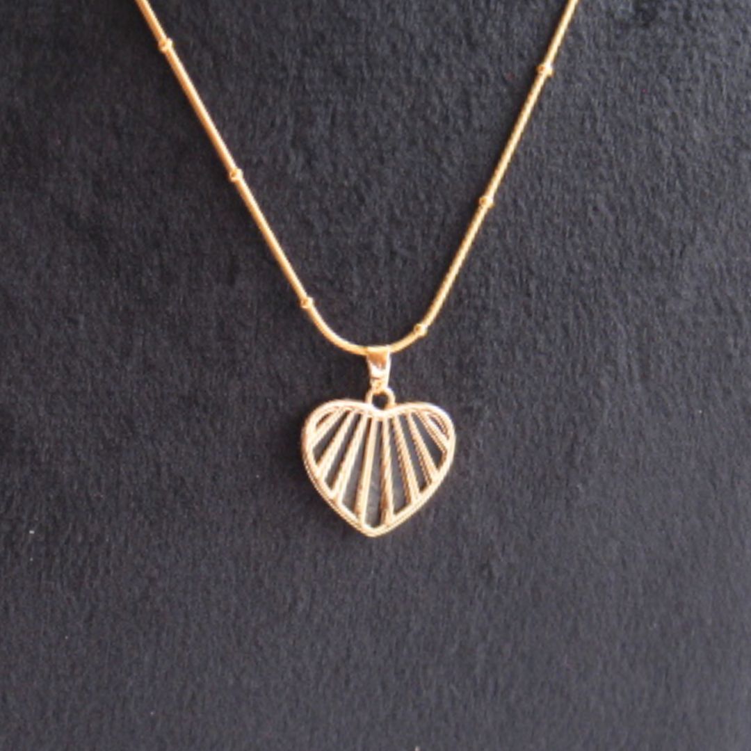 Black heart Anti-tarnish Necklace (NL6019)