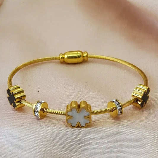 Bryn Clover Bracelet
