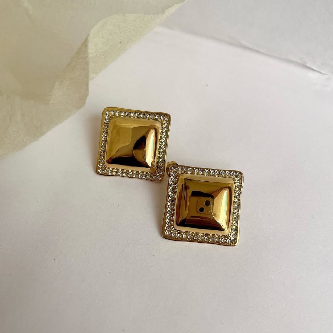 Elva Earrings
