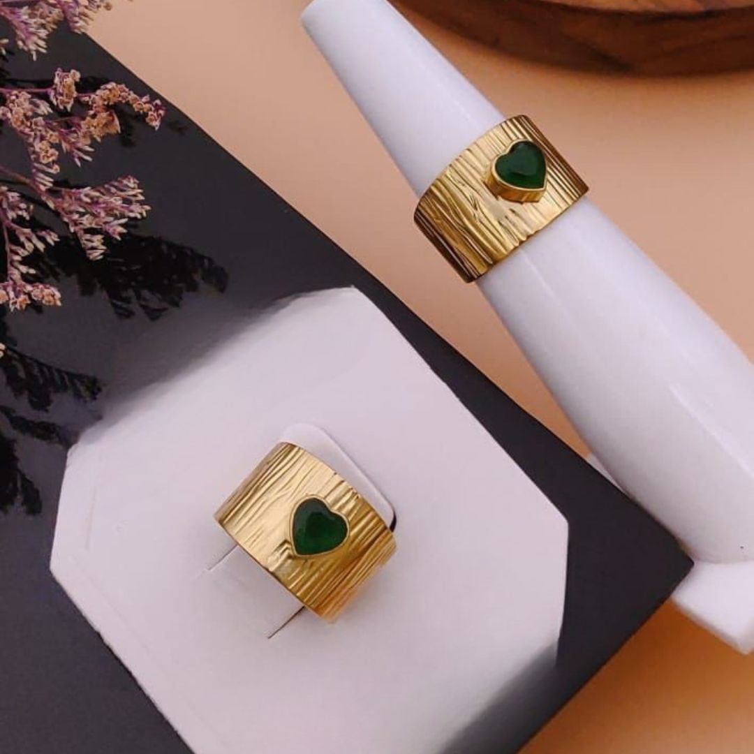 Emerald Dew Ring