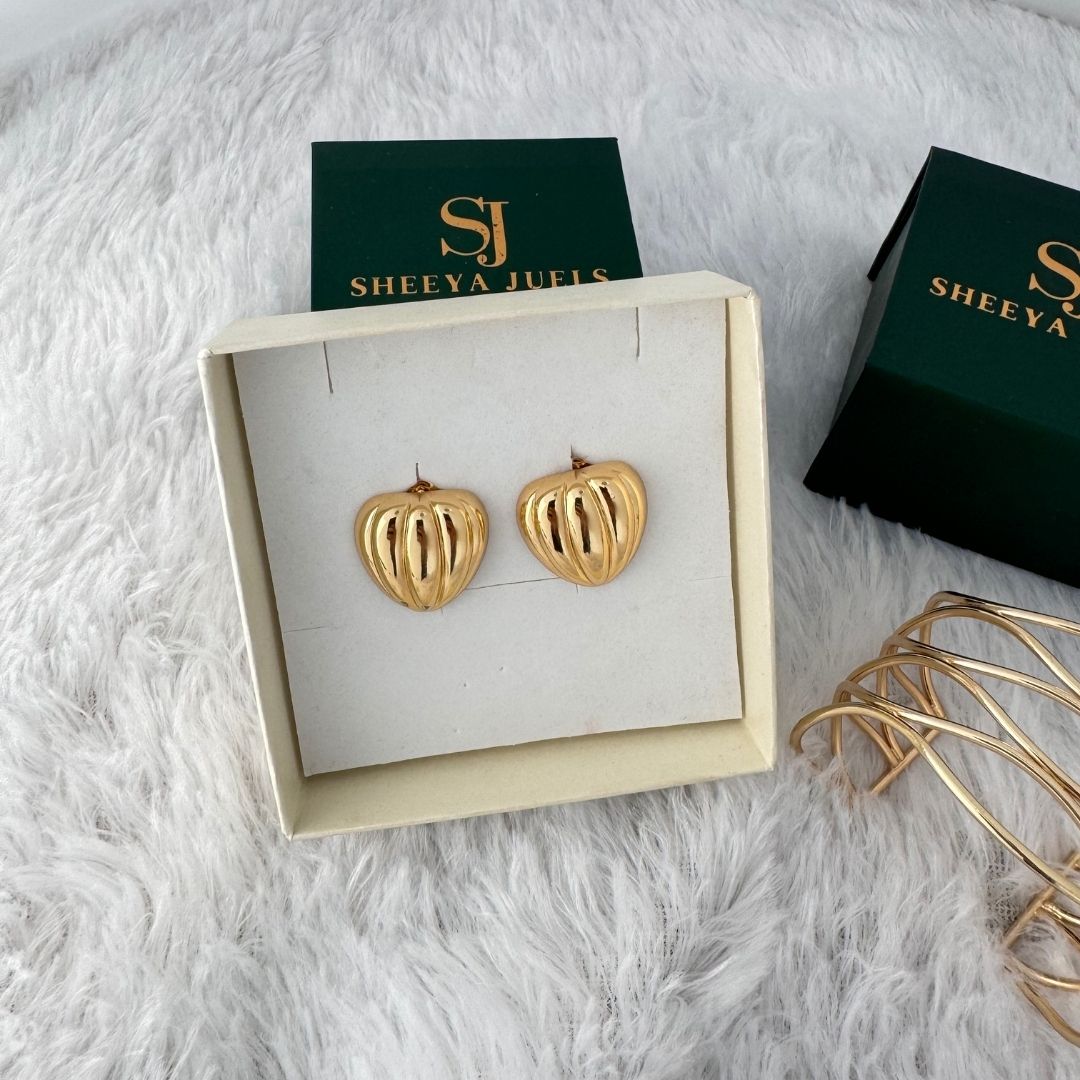 Golden Heart Shell Earrings