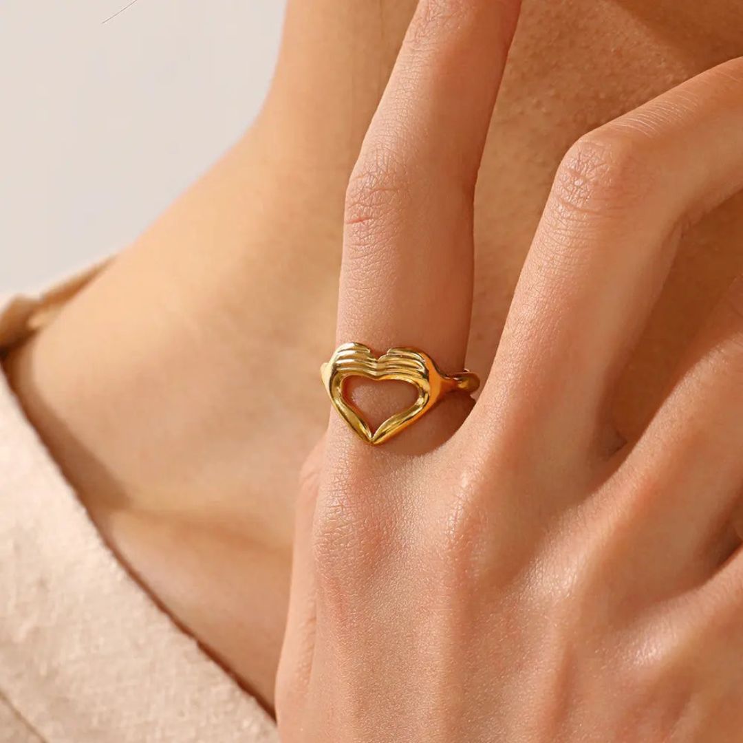 Echo of Love Ring