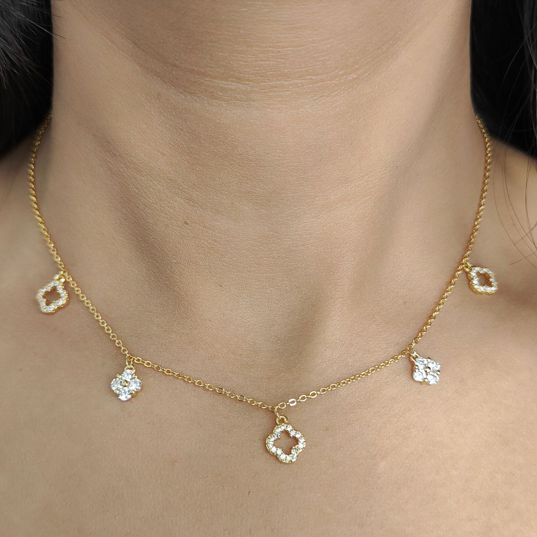 Clover Kiss Charms Necklace Set