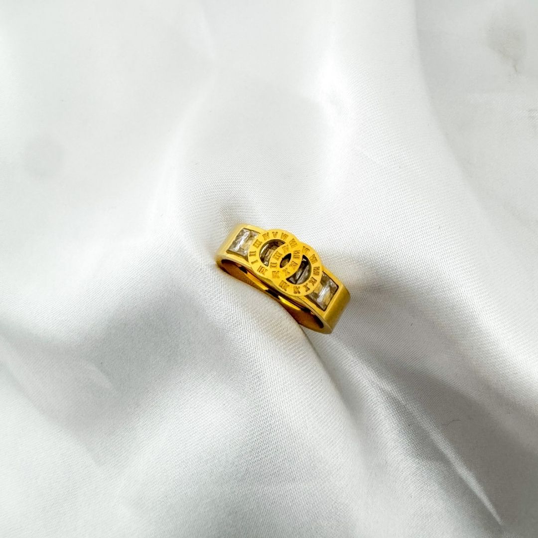 Amelia Ring