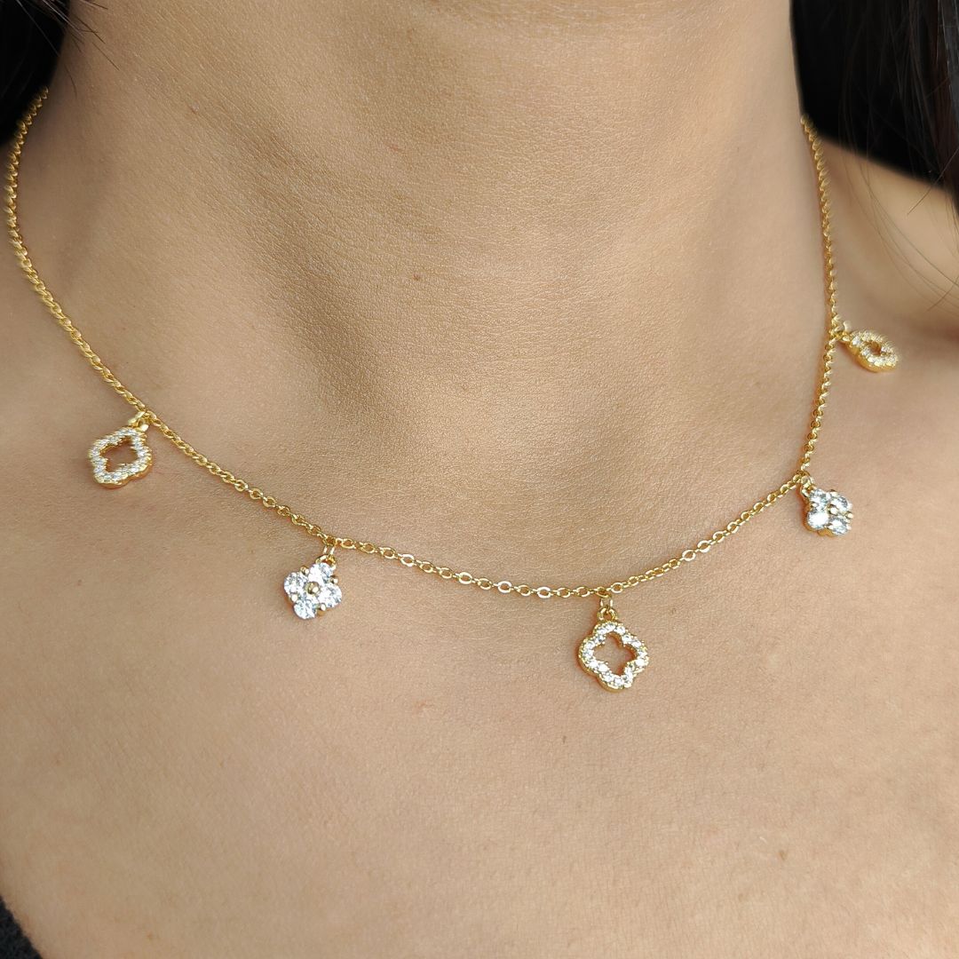 Clover Kiss Charms Necklace Set
