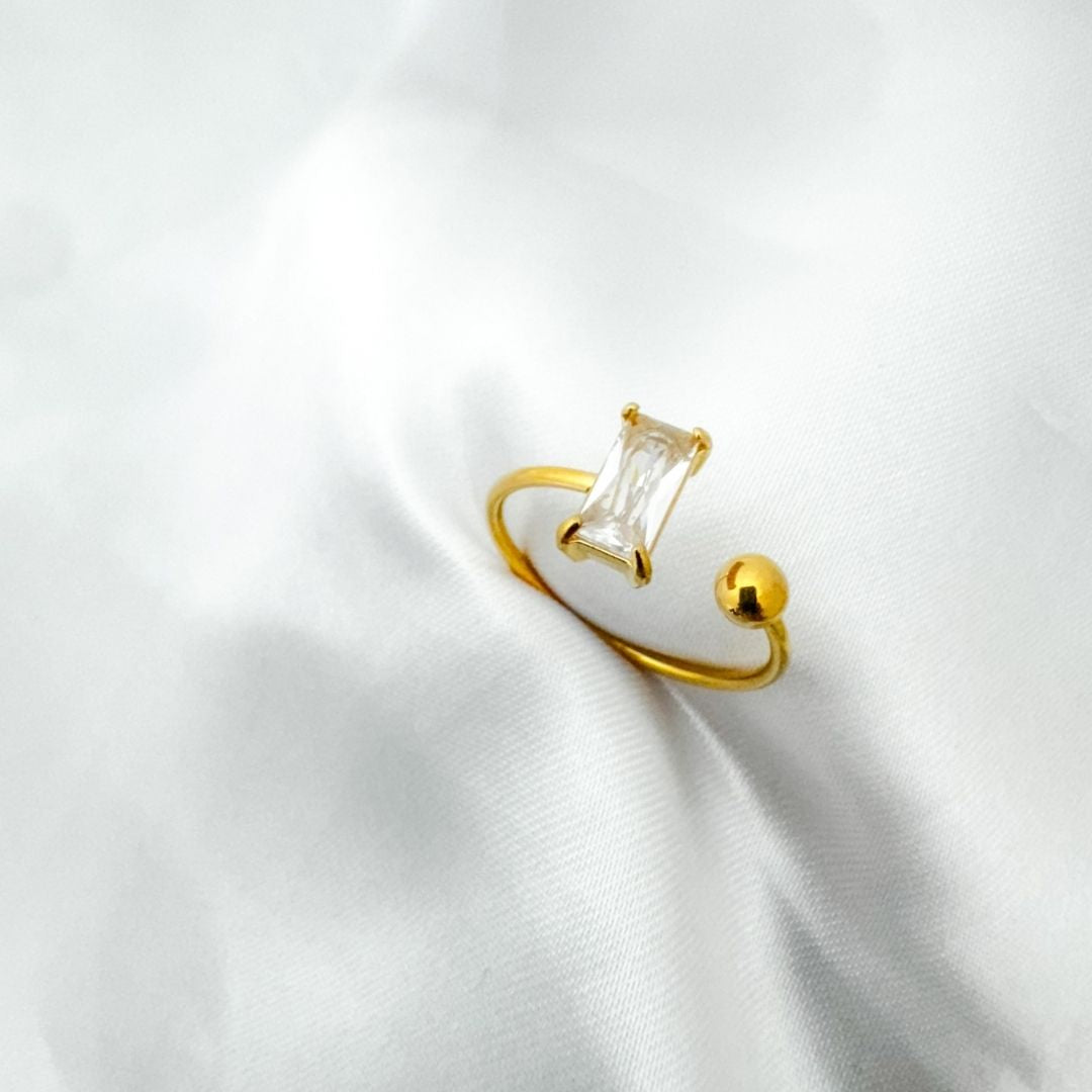 Dot Stone Ring