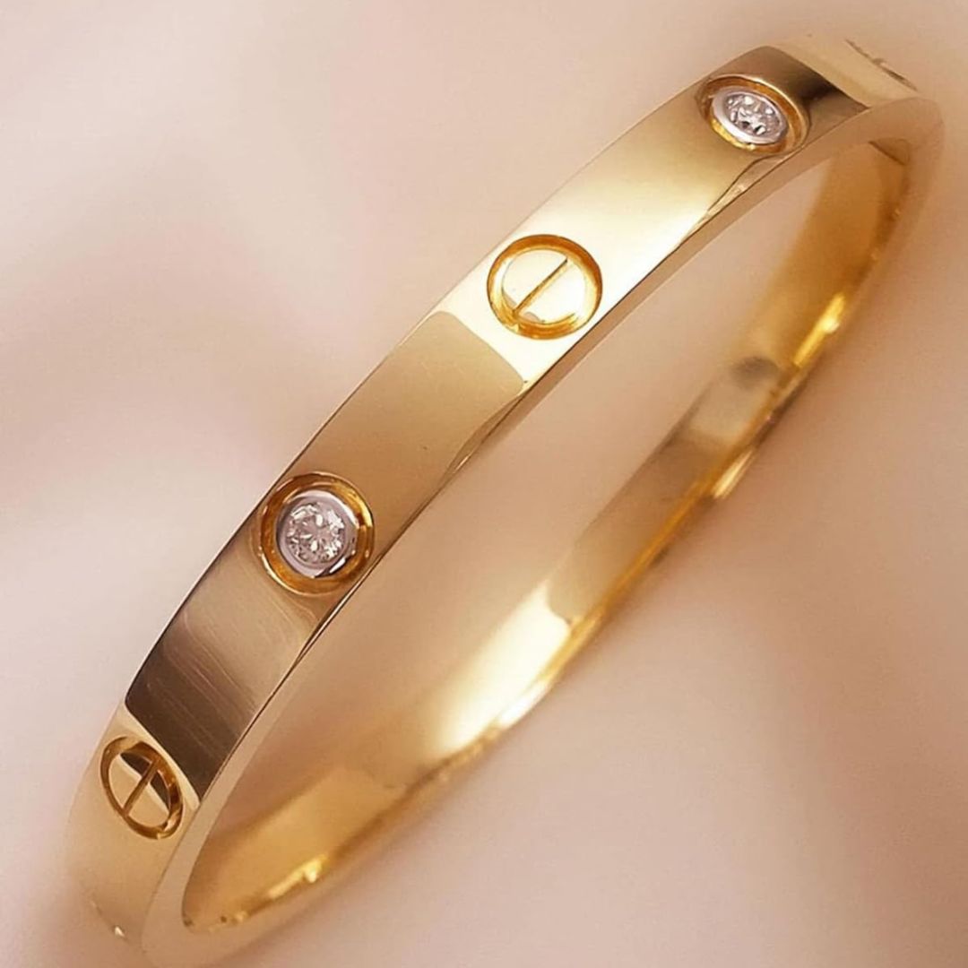 Piya Golden Love Bracelet