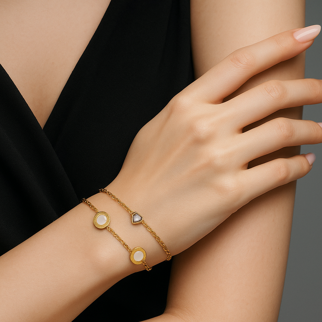 Vivre Luxe Bracelet
