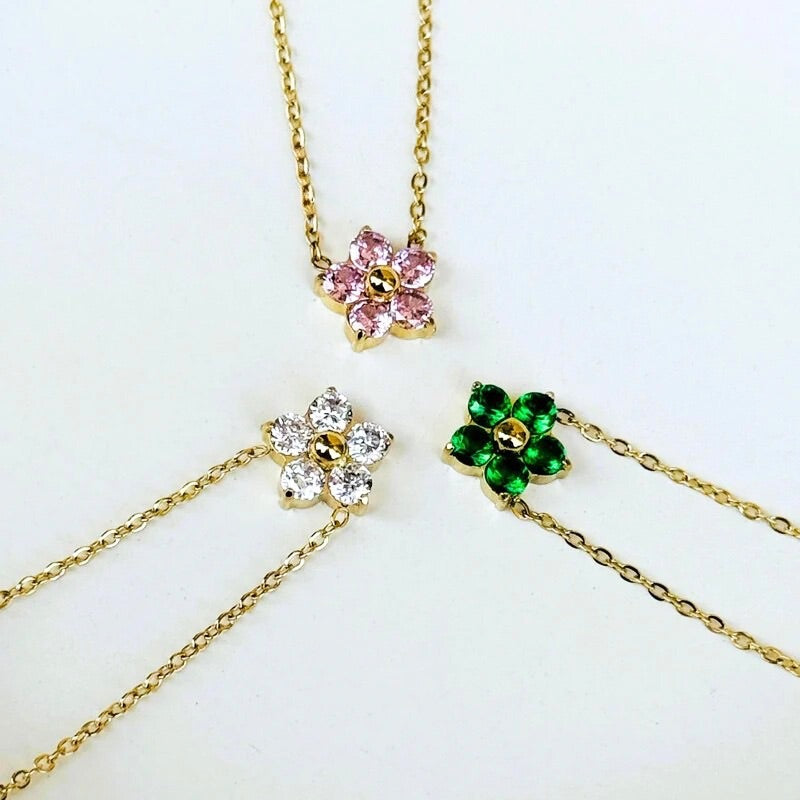Dazzling Daisy Necklace