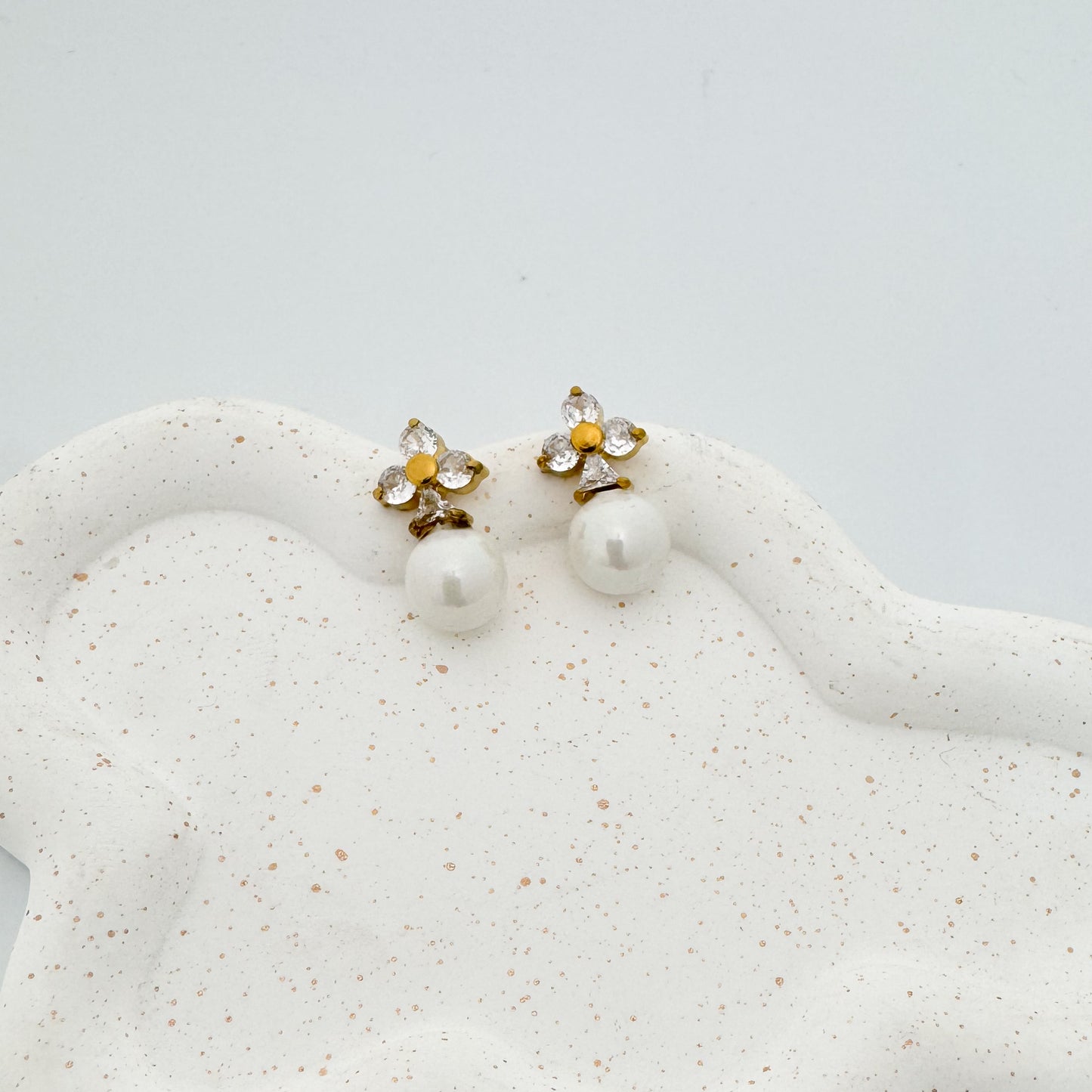 Lira Earrings
