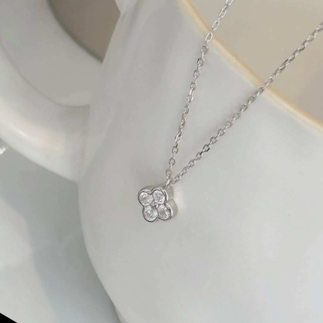 Silver Bloom Necklace