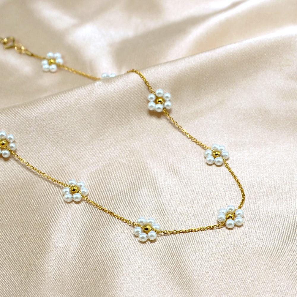 Dainty Floral Pearl Necklace