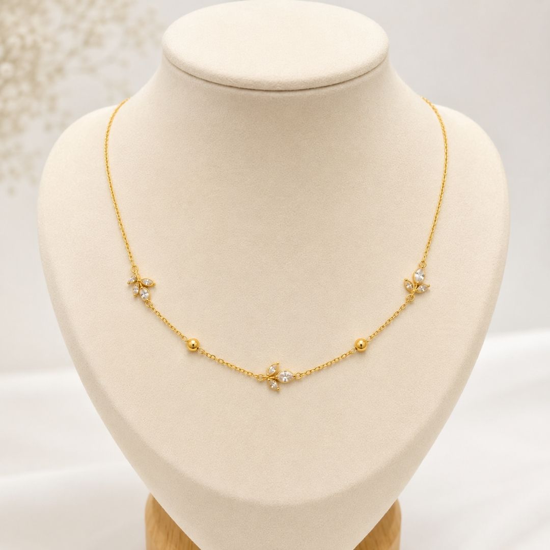 Bahaar Leaf Station Necklace
