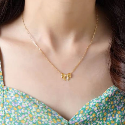 Sweet Bow Necklace