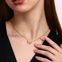 Sweet Bow Necklace