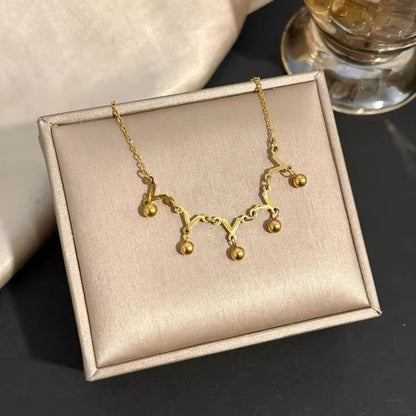 Noor Drop Necklace