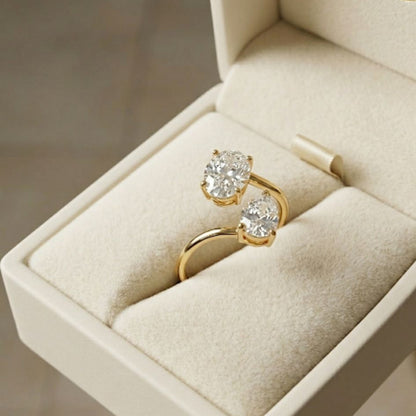Royale Solitaire Ring