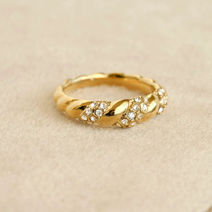Élan Ring