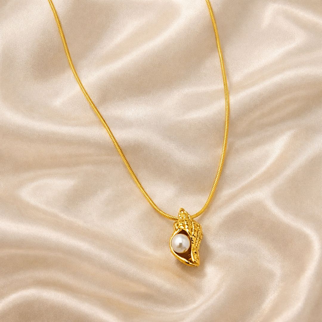 Seashell Pearl Pendant