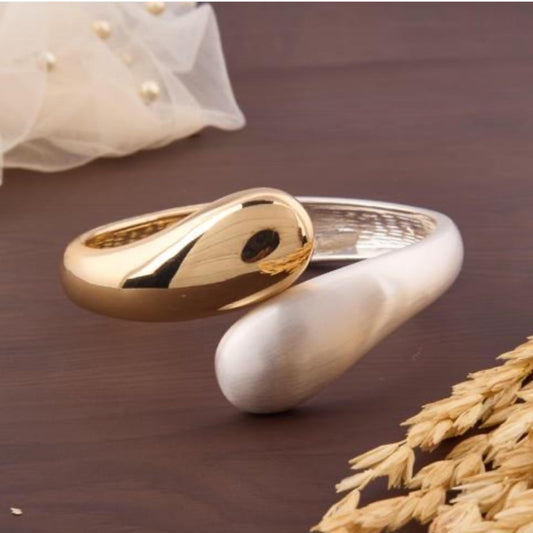 Dual Tone Chunky Bracelet 1.0