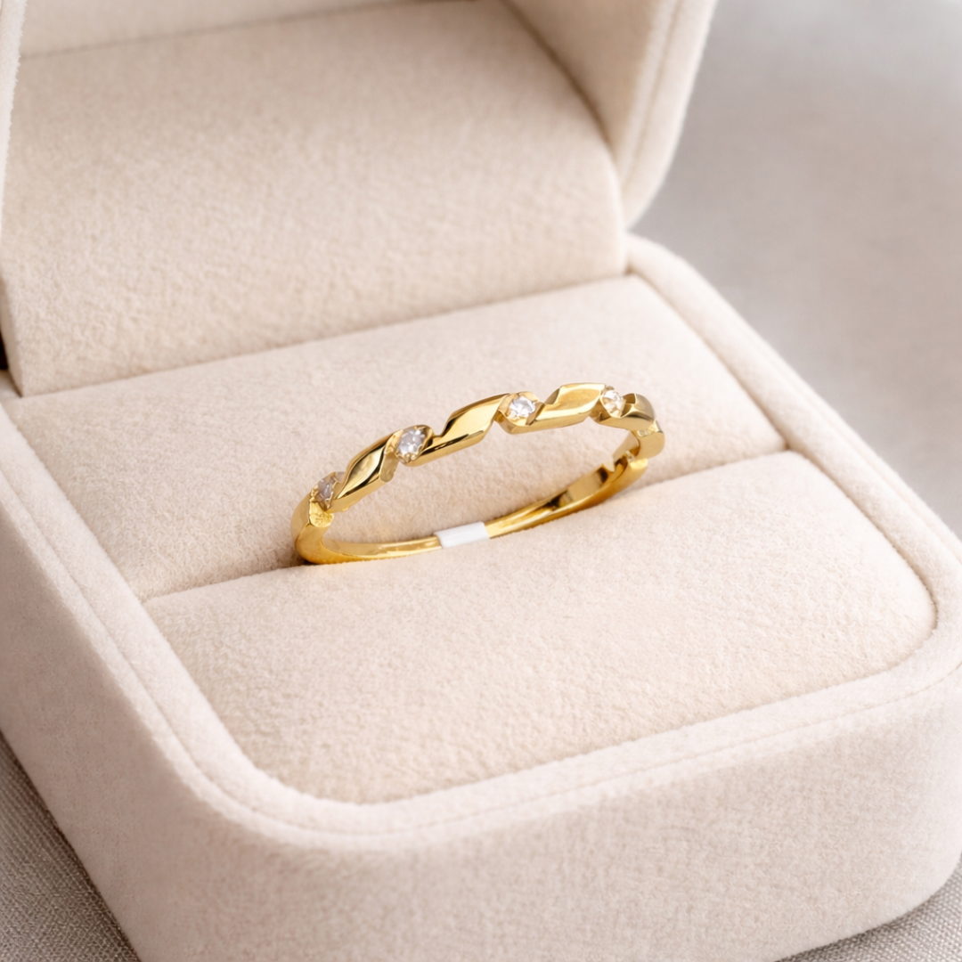 Celeste Twist Ring
