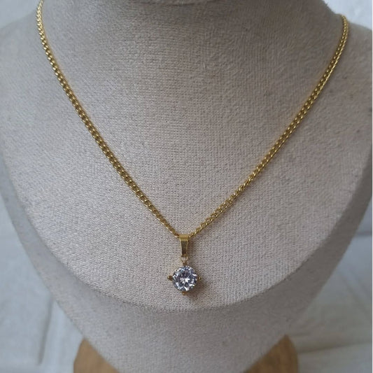 Solitaire Bloom Necklace