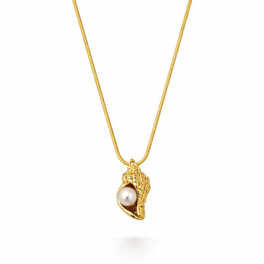 Seashell Pearl Necklace