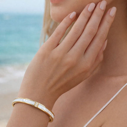 Golden Hearts Bracelet Stack