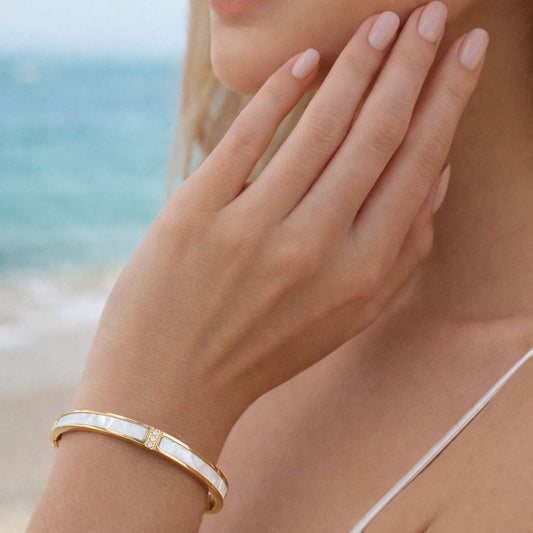 Dainty Drama Bracelet