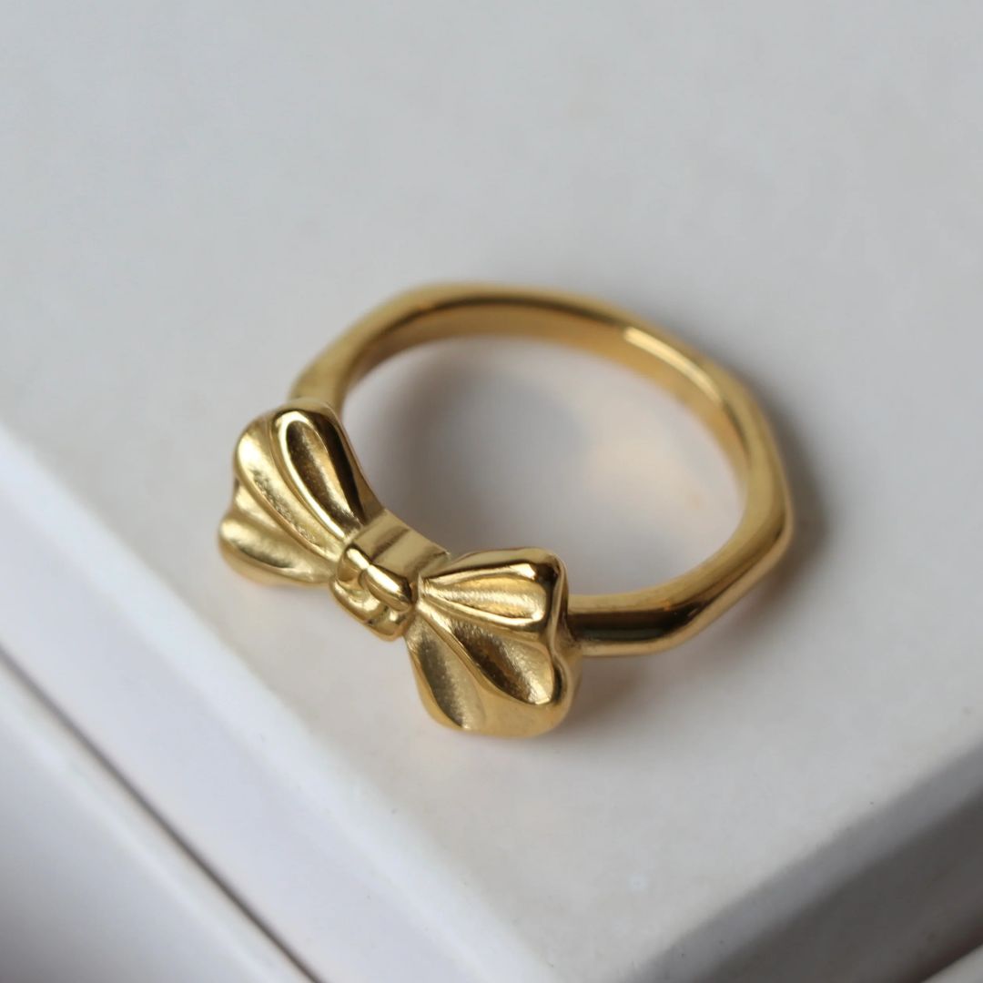 Bow Ring
