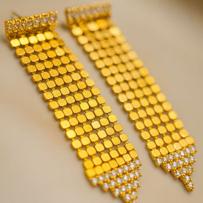 Evara Shine Earrings