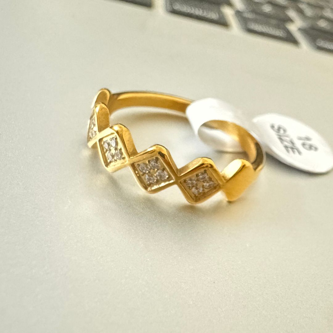 Valenor Ring