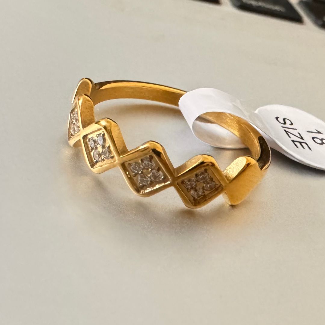 Valenor Ring