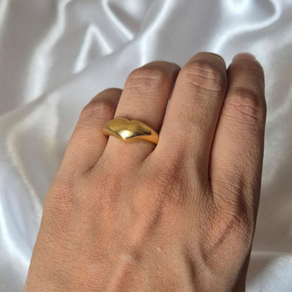 Solid Heart Ring