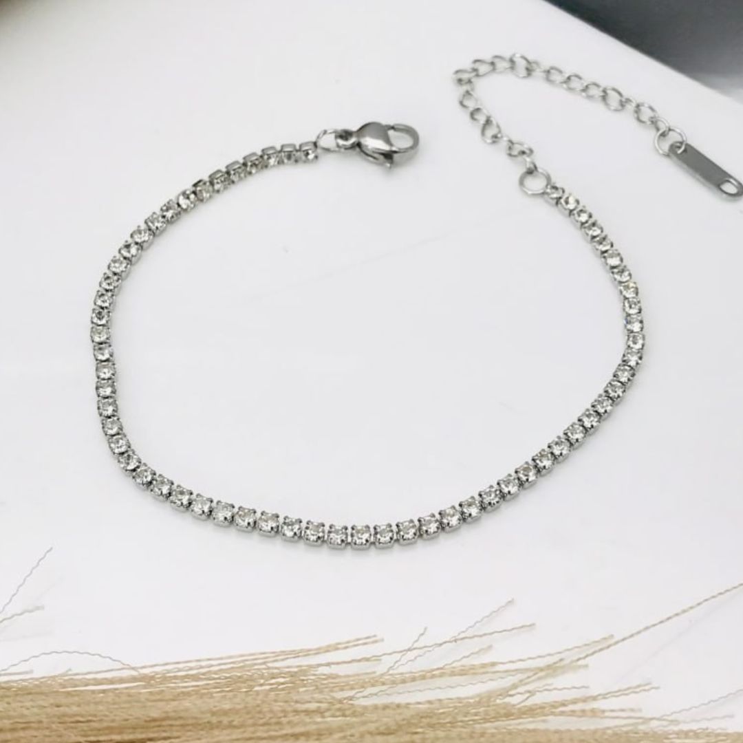 Lover’s Gleam Tennis Bracelet