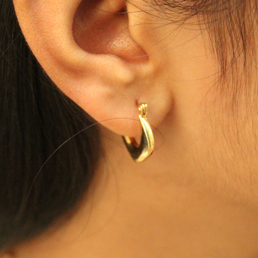 Camilia Golden Anti-tarnish Hoops (ER123)