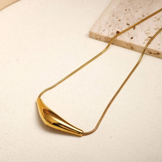 Jivika Necklace