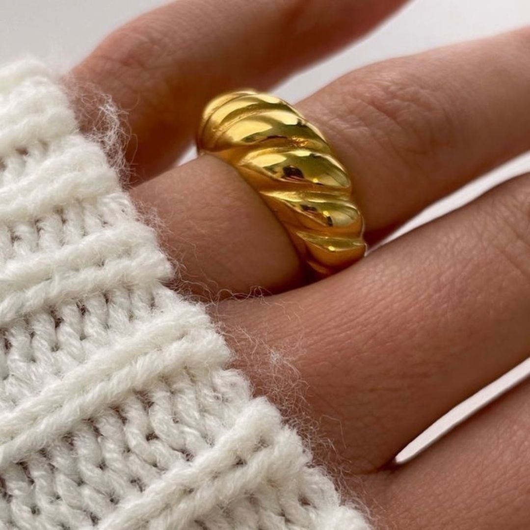 Croissant Dome Ring