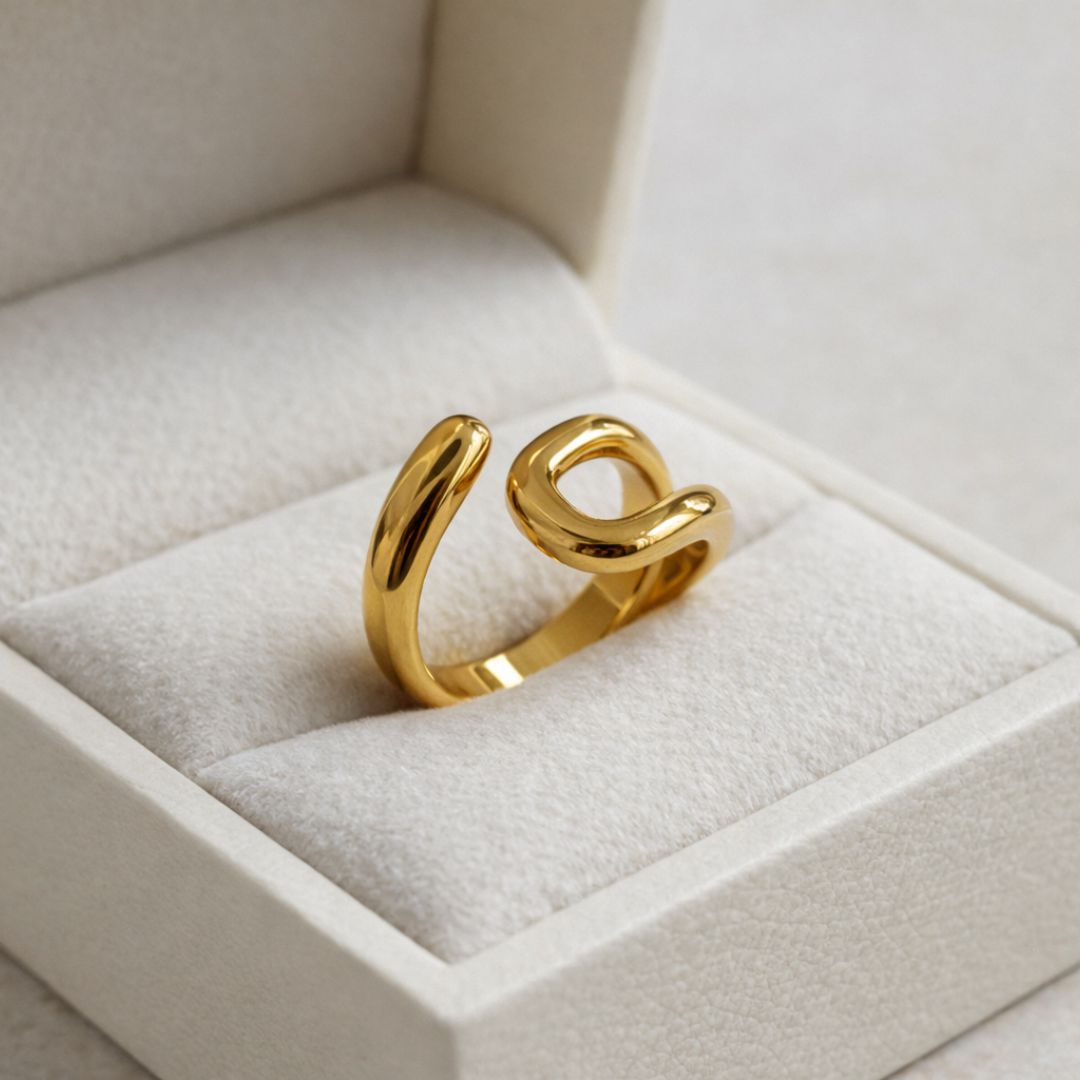 Infinity Royale Ring