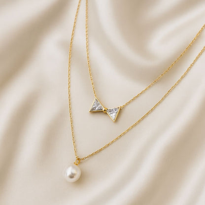 Pearl & Bow Necklace