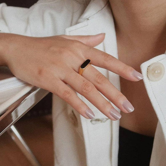 Luna Bar Ring